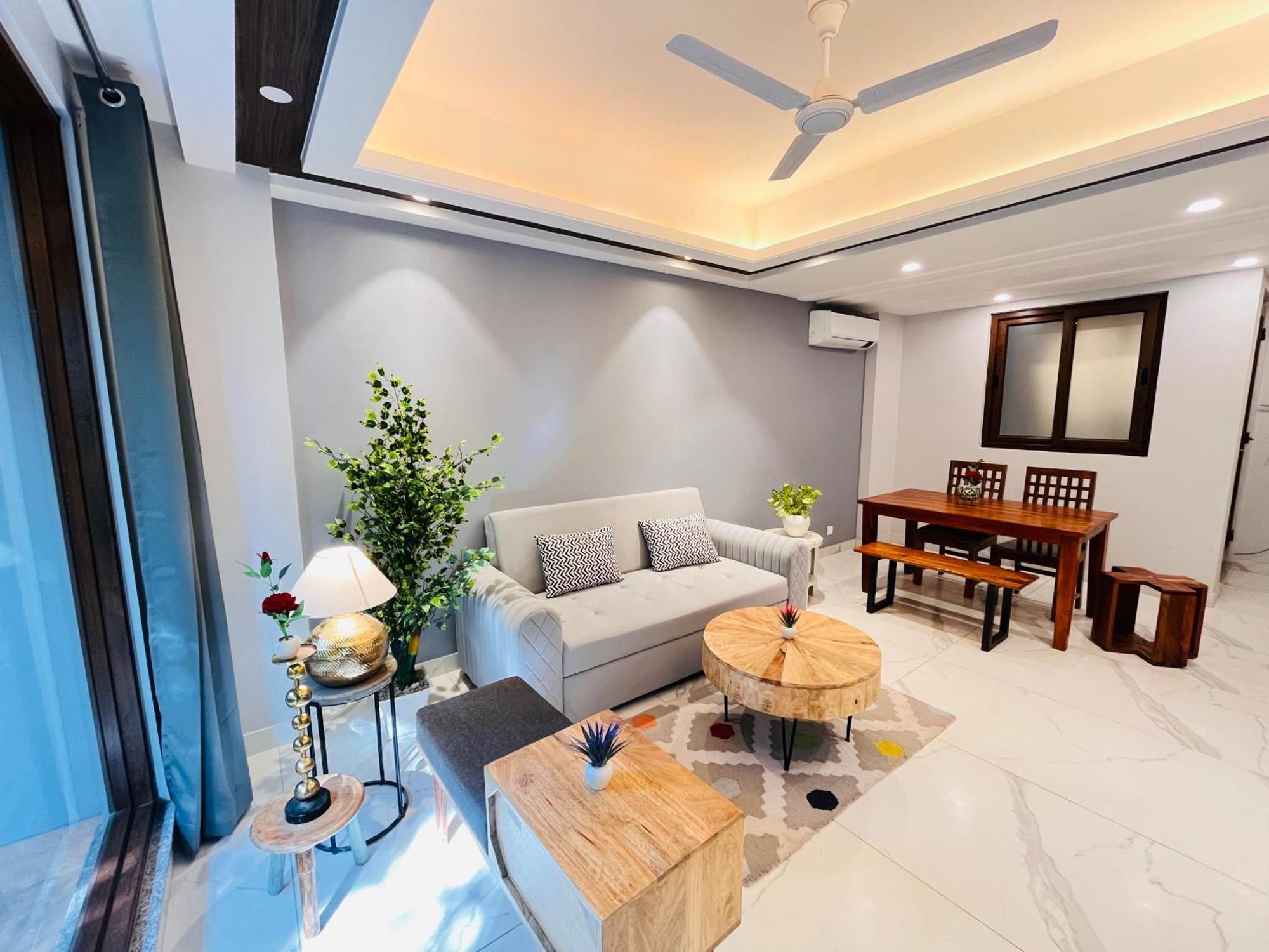 Hotel Gianmala Residency South Extension Near Aiims Delhi New Delhi Extérieur photo